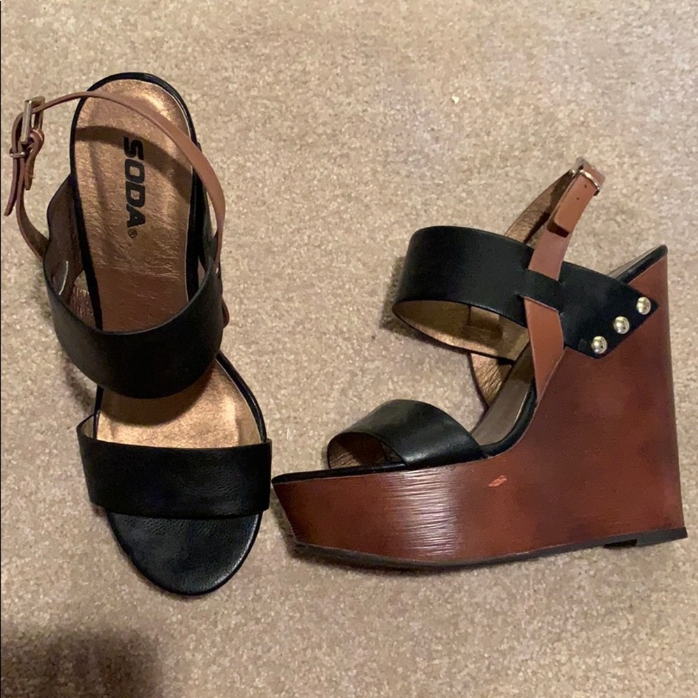 Brand New-Soda Black and Brown Faux Leather Wedge